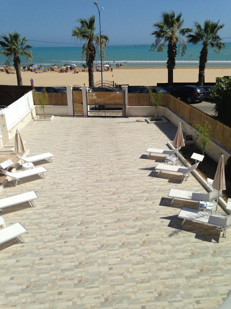 مبيت وإفطار بورتو إمبيدوكْلي Costa Del Sol المظهر الخارجي الصورة